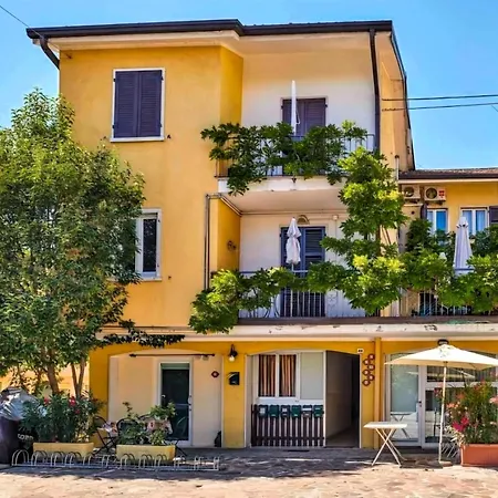 Lägenhet Al Glicine Lazise